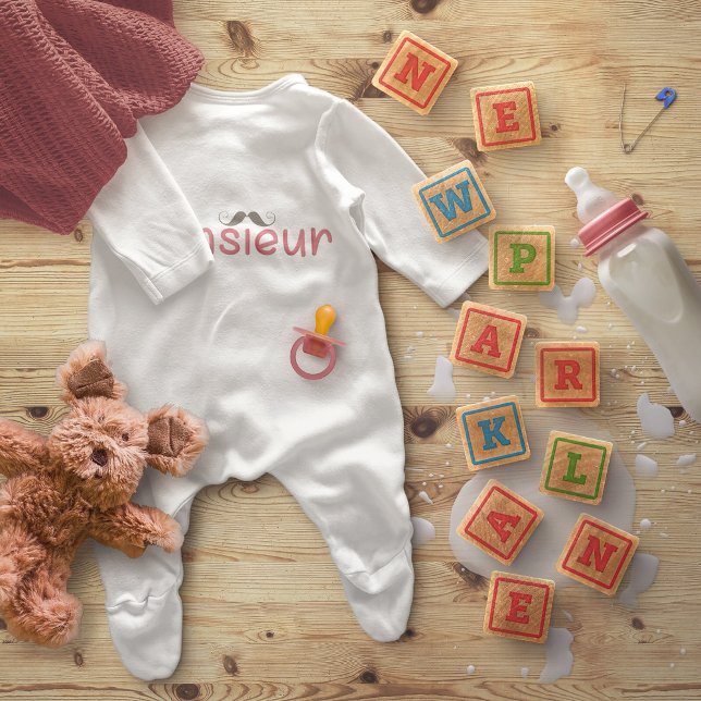 FRANSK för MONSIEUR-Roligt - Offert och kräk Tee Shirt (Skapare uppladdad)