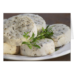 Fransk getost - chevre - med örter på hälsningskort