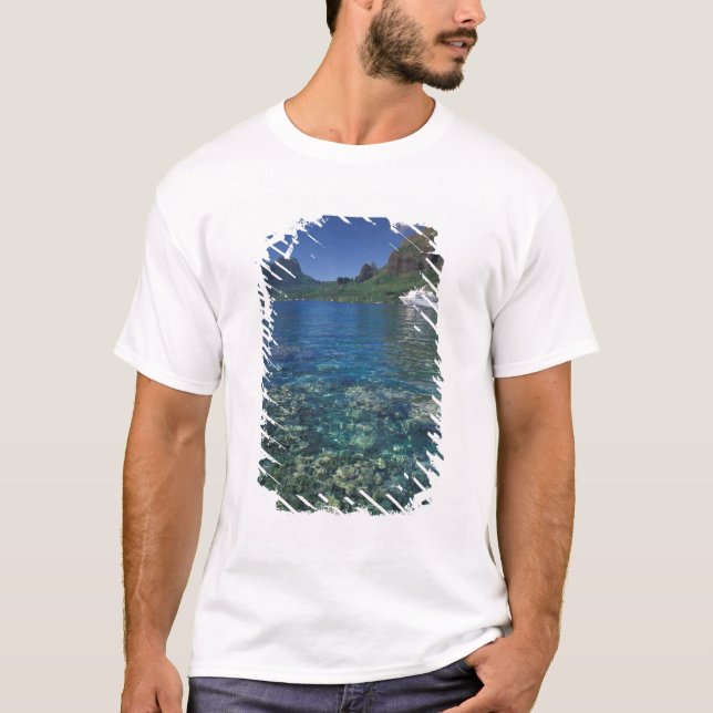 Franska Polynesien, Moorea. Cooks Bay. Kryssningsf Tee Shirt (Framsida)