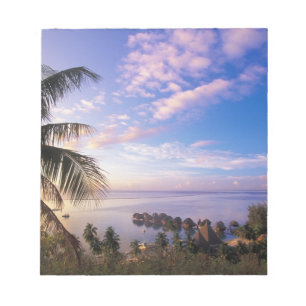 Franska Polynesien, Moorea. Utsikt över Baie de Anteckningsblock