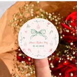 Fransken vid Roligten Hand plockade, jul i Party Runt Klistermärke<br><div class="desc">Lägg till en lekfull beröring till firande med de här vita, handdragna Franskarna julklistermärken i party. De har flytande doodlar i fresktiv rosa, rött och grönt och en charmerande vintage coquette-estetik, och de är perfekt för förslutning av kuvert, dekorering av gåvor eller anpassning av party favors. Med redigerbar anpassade ger...</div>