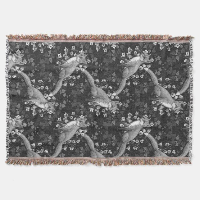 Fräv, klockblommor och vivel, monokrom, silver filt (Framsidan)