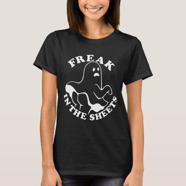 Freak i Lakan Funny Halloween Ghost Spirit  T Shirt (Framsida)