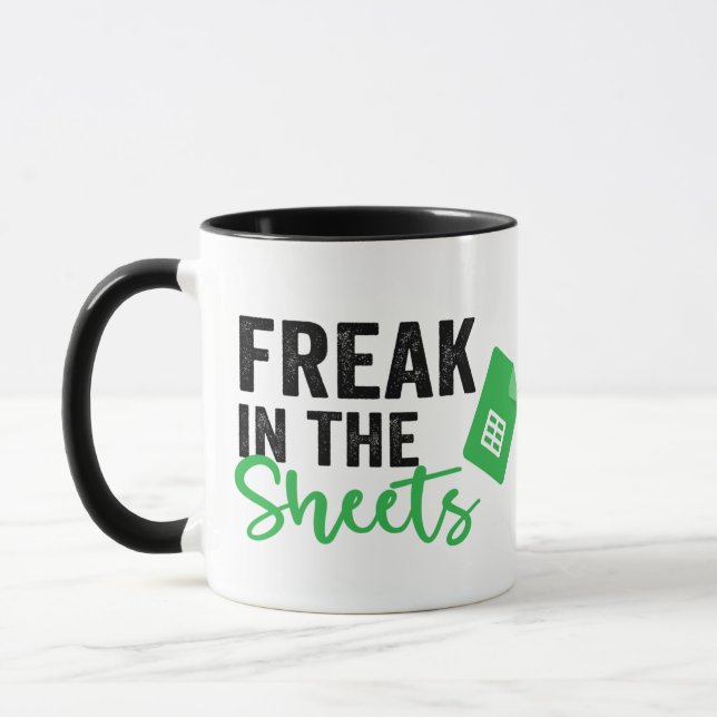 Freak in The Sheets Funny Acoountant Coffee Mug Mugg (Vänster)