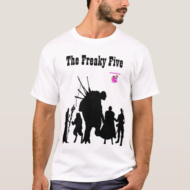 Freaky Fem i svart silhuett på vitt T Shirt (Framsida)