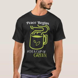 Fred börjar med Kopp i Grönt - Serene Sips. T Shirt