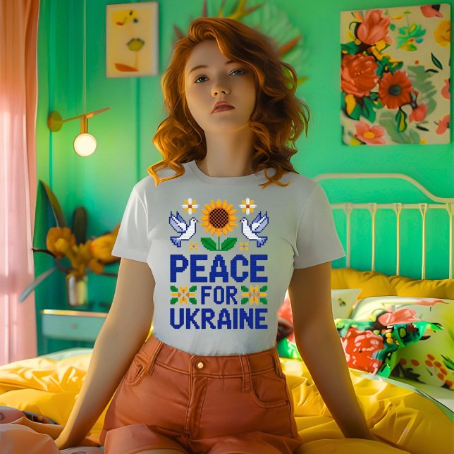 Fred för Ukrainas pixelfolkkonst T Shirt (Peace for Ukraine Pixel Folk Art T-Shirt)