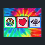 Fred, Kärlek, Hanukkah Helg Vykort<br><div class="desc">Du kommer att slita den här groovy sliten färd peace, kärlek, judisk Hanukkah Menorah-design. Underbar för gåvor! Finns på T-skjortor, fodral för smarta telefoner, muspekare, nyckelkedjor, poster, kort, elektroniska höljen, sleever för bärbara datorer/bärbara datorer, lock, mugg med mera! Besök vår webbplats om du vill ha en anpassningsbar fodral för Samsung...</div>
