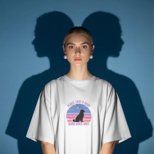 Fred, Kärlek, Hundar T-shirt, retro solnedgång T-s T Shirt (Skapare uppladdad)