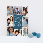 Fred, Kärlek och ljus | Hanukkah Photo Collage Julkort<br><div class="desc">Hanukkah-fotokortet med vacker typografi har åtta av dina favoritfoton från familjen i en samlingslayout. "Wishing you peace,  kärlek and light this Hanukkah and Always" visas i mitten av en vit handskriven typografi på en mörk teal bakgrund prickad med stjärnor. Anpassa med din anpassningsbar Julhälsningar och familjen namn.</div>