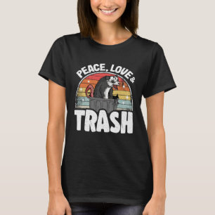 Fred, Kärlek & Skräp Roligt Opossum Meme Soptrall T Shirt