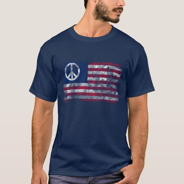 Fred och frihet förtryckt amerikansk flagga & fred tee shirt (Framsida)