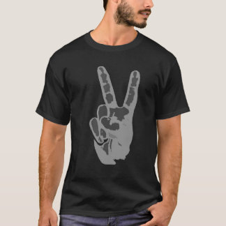 fred räcker undertecknar tee shirt