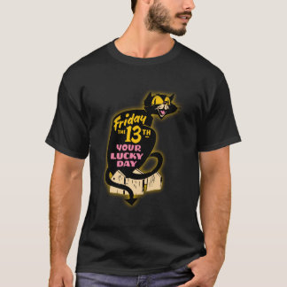 Fredag den 13:e svarta katten T-Shirt