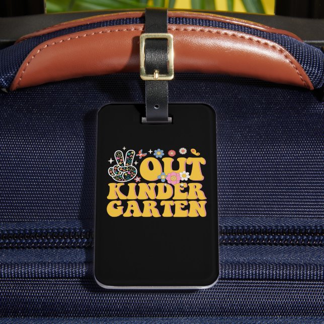 Freden ut ur Kindergarten Groovy i går på skolan Bagagebricka (Framsida Insitu 2)