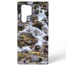 Fredlig Creek vattenfall naturlig scen