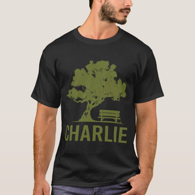 Fredlig Dag - Charlie Namn T Shirt (Framsida)
