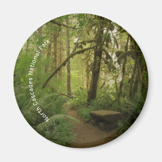 Fredlig Grönt Forest Trail i Washington Magnet
