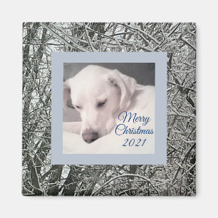 Fredlig vit marionett Hund Snowy-julgranen Magnet