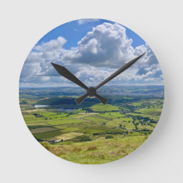 Fredlig vy från Pendle Backe.. Rund Klocka