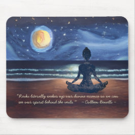 Fredlig Yoga Meditation Moonlight Himlar Ocean-cit Musmatta