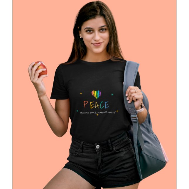 Fredliga själar, orädda hjärtan | Peace Kärlek T Shirt (Skapare uppladdad)