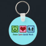 Fredsarbete Kärlek Social Nyckelring<br><div class="desc">Fredsarbete i Kärlek Social. En söt julklapp för arbetare i social med en familj som håller händer bredvid ett fredstecken och ett hjärta. En fin design för social.</div>