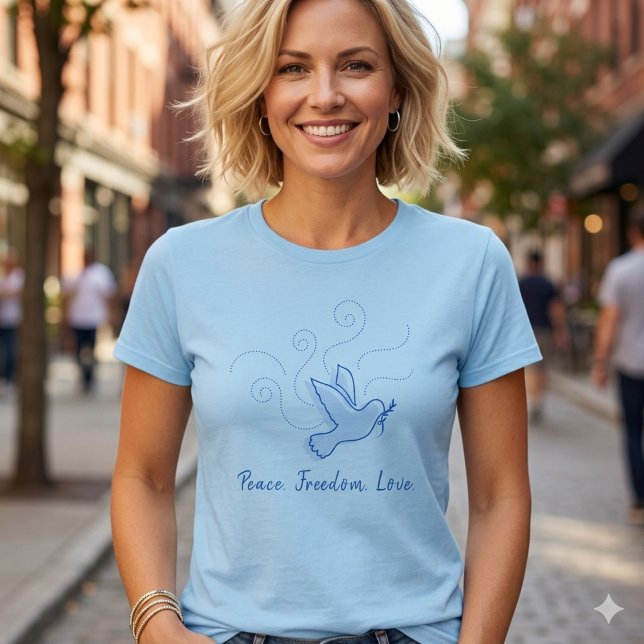 Fredsduvan. Fred. Frihet. Kärlek. T-Shirt (Skapare uppladdad)