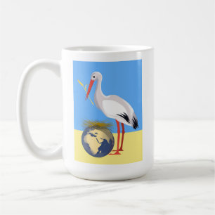 Fredsfärgat kaffe i gult blått mugg i Ukraina