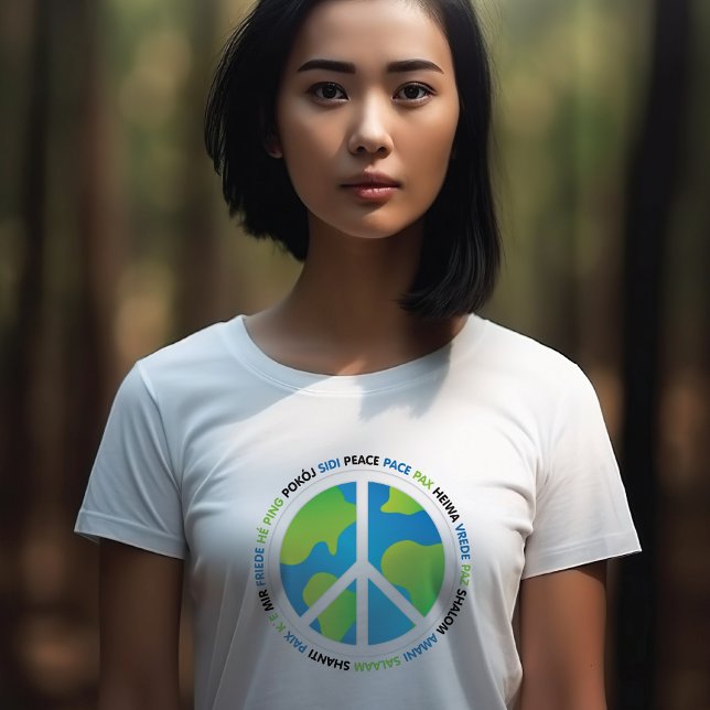 Fredstecken Globe Typography T-shirt (Skapare uppladdad)