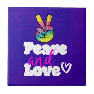 Fredsteckenet mellan Peace and och Kärlek Typograp Kakelplatta