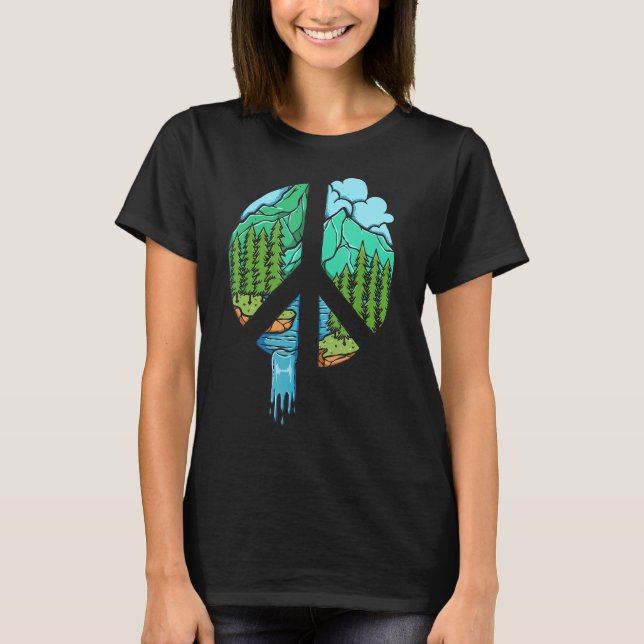 Fredsteckenet Natur: "Forest Nature Campers Hik" T Shirt (Framsida)