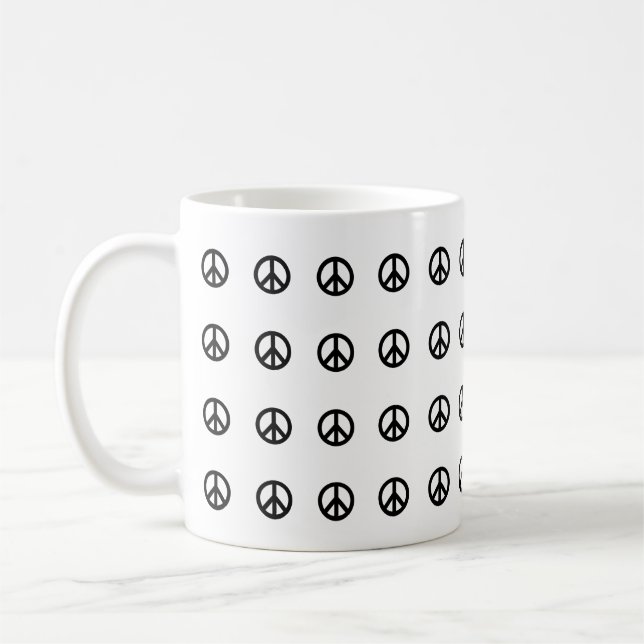 Fredsteckenets symbol kaffemugg (Vänster)