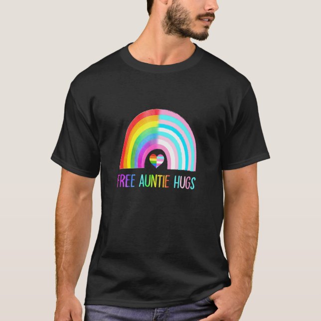 Free Auntie Hugs Gay pride Lgbtq Lgbt Rainbow Moth T Shirt (Framsida)
