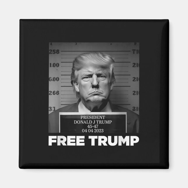 Free Donald Trump Mugshot Magnet (Framsidan)
