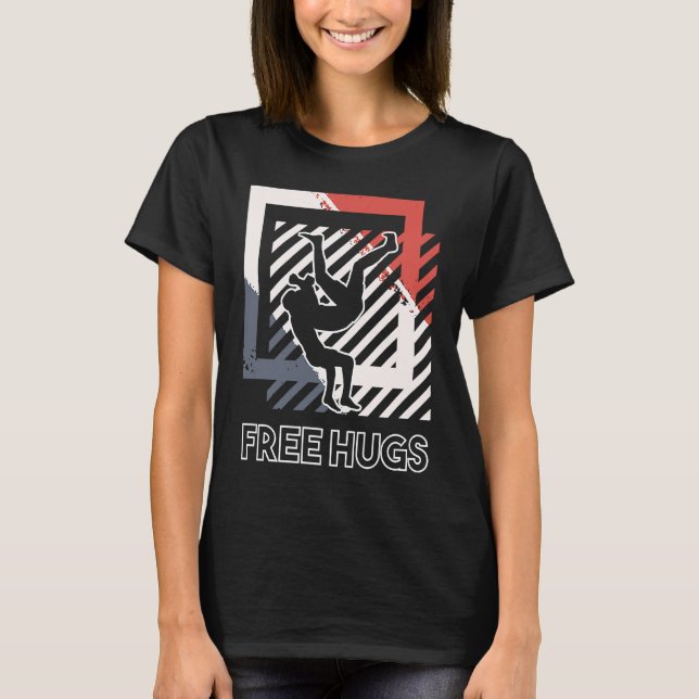 Free Hus Cuddle Embrace Professional Wrestling Coa T Shirt (Framsida)