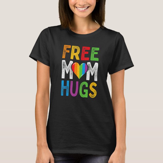 Free Mamma Hugs Boho Rainbow Heart Gay Lgbt Pride  T Shirt (Framsida)