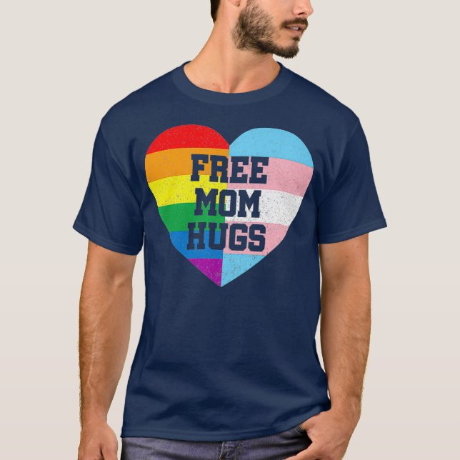 Free Mamma Hugs Gay pride Gift Transgender Flagga T Shirt (Framsida)