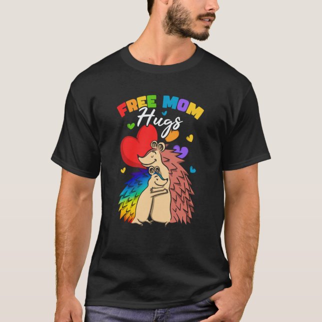 Free Mom Hugs  1 T Shirt (Framsida)