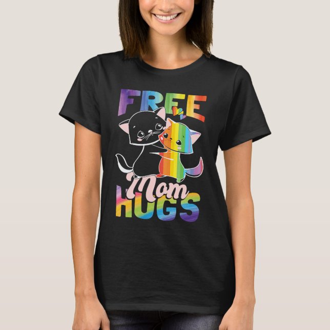 Free Mom Hugs Pride Month LGBT Mom T Shirt (Framsida)