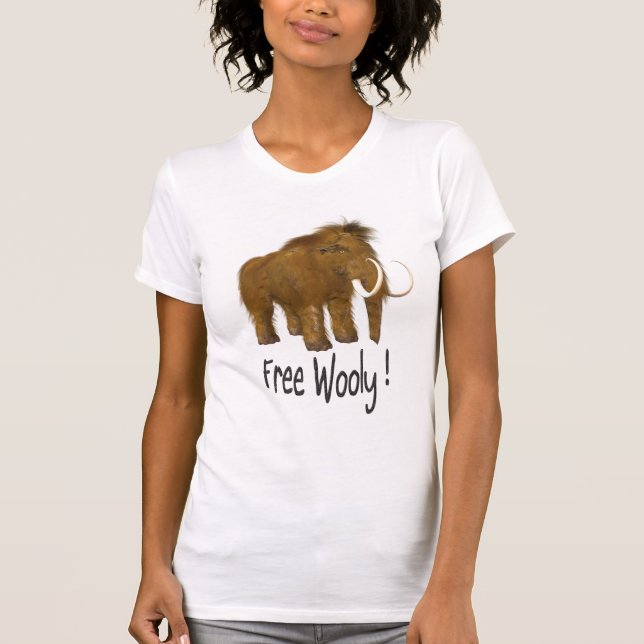 "Free Wooly" Wooly Mammoth Tee (Framsida)