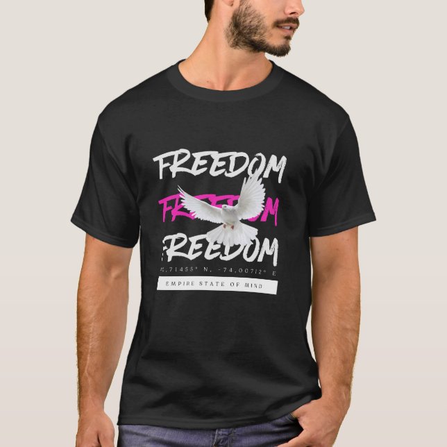 Freedom Dove Urban Typography T Shirt (Framsida)