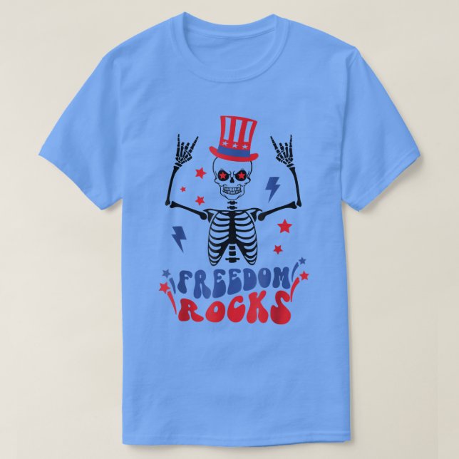 Freedom Sten Skeleton American Flagga Lycklig 4:e  T Shirt (Design framsida)