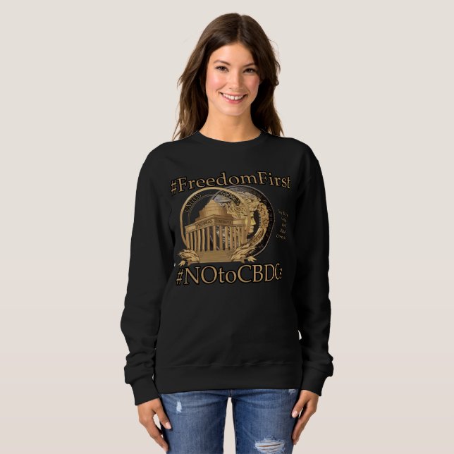 #FreedomFirst: Liberty Wallet- Embrace Freedom T Shirt (Hel framsida)