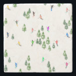 Freeride Alpine Skiers hoppas över Illustration Pa Stenunderlägg<br><div class="desc">Coolans vinterdesign med mönster-skidor där skidbackarna i alpina skidorter ligger mellan snö täckta fir träd i alpernor. Freeride-skidåkarna har färglös vintage retro ski kostym och skidar nedför med skidor på en vit snöskum i bergslandskapet. En underbar vintersportgåva till en skidåkare i din vänkrets, medarbetare eller familj... roligt.. Bildschemat för visuella...</div>