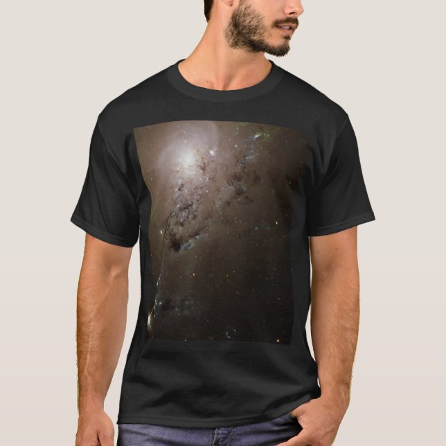 Freerulling Galaxies Collide in a Blaze of Star B Tee Shirt (Framsida)