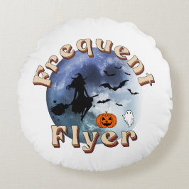 Frekvent Flyer Halloween Witch Riding Broomstick Rund Kudde