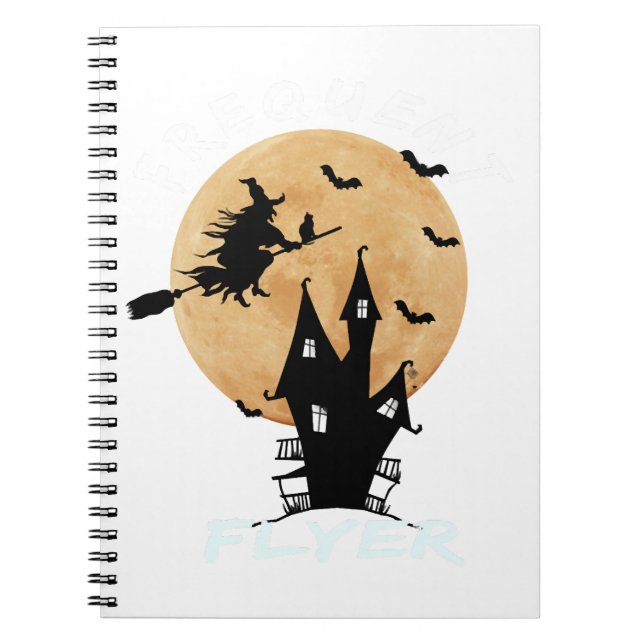 Frekvent Flyer Witch Halloween T-Shirt-Perfekt Anteckningsbok (Framsidan)