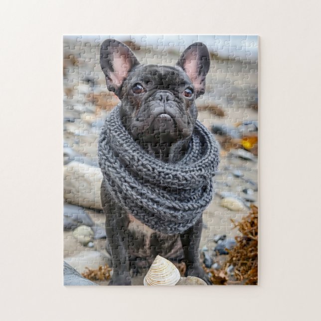 French Bulldog in Knitted Dog Attire Pussel (Vertikal)
