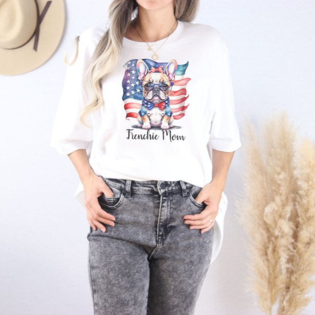 Frenchie Bulldog Mom Patriotic USA Flag  T Shirt (Skapare uppladdad)